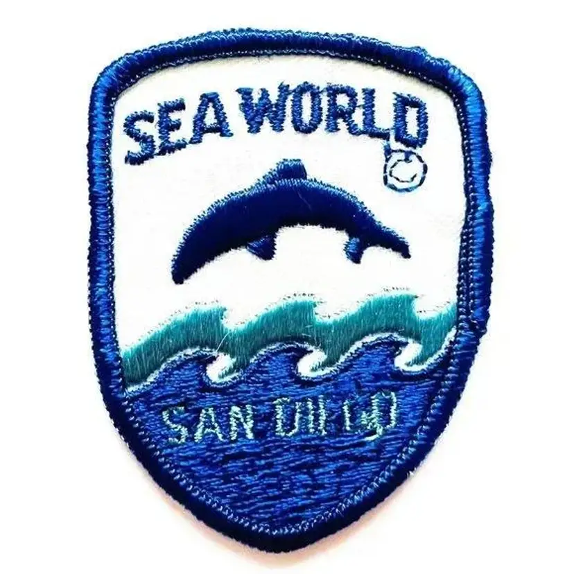 Vintage Sea World San Diego Dolphin Patch