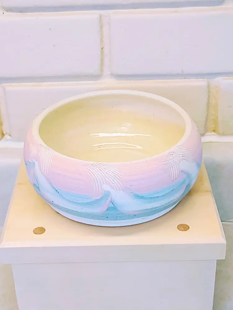 COSTAL PASTEL OCEAN WAVES VINTAGE POTTERY HAND PAINTED ART CLAY BOWL