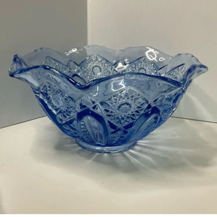 Smith Blue Ruffled Quintec Bowl
