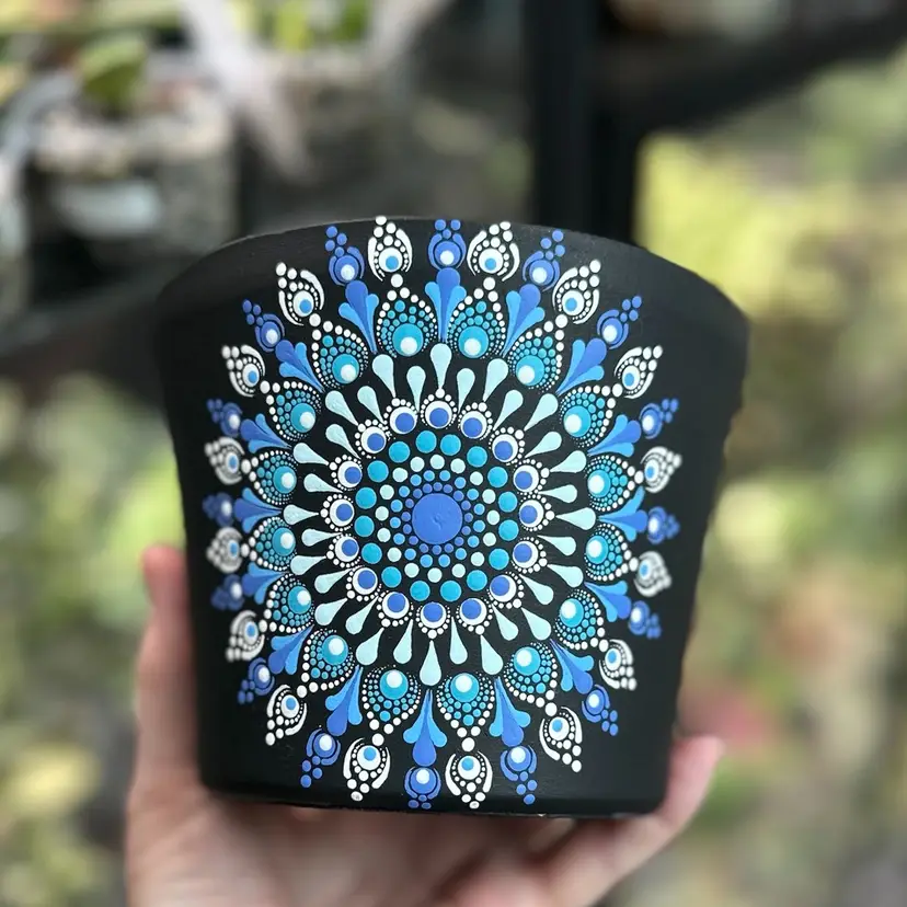 #01 - 5.5  inch hand painted pot black With Ice Blues