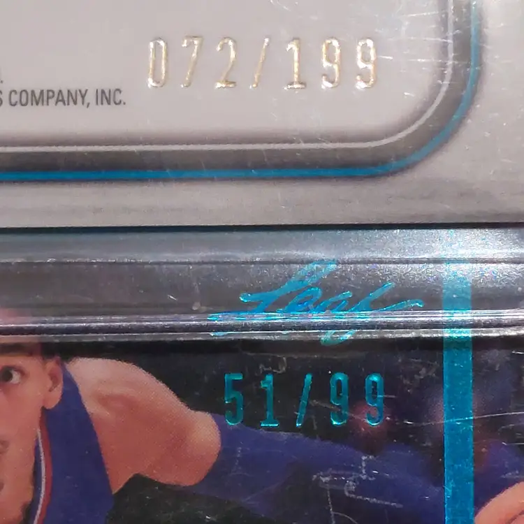 Lot of 16 college / no team basketball cards. 3 auto's, 4 #'d +. Letters M-W.