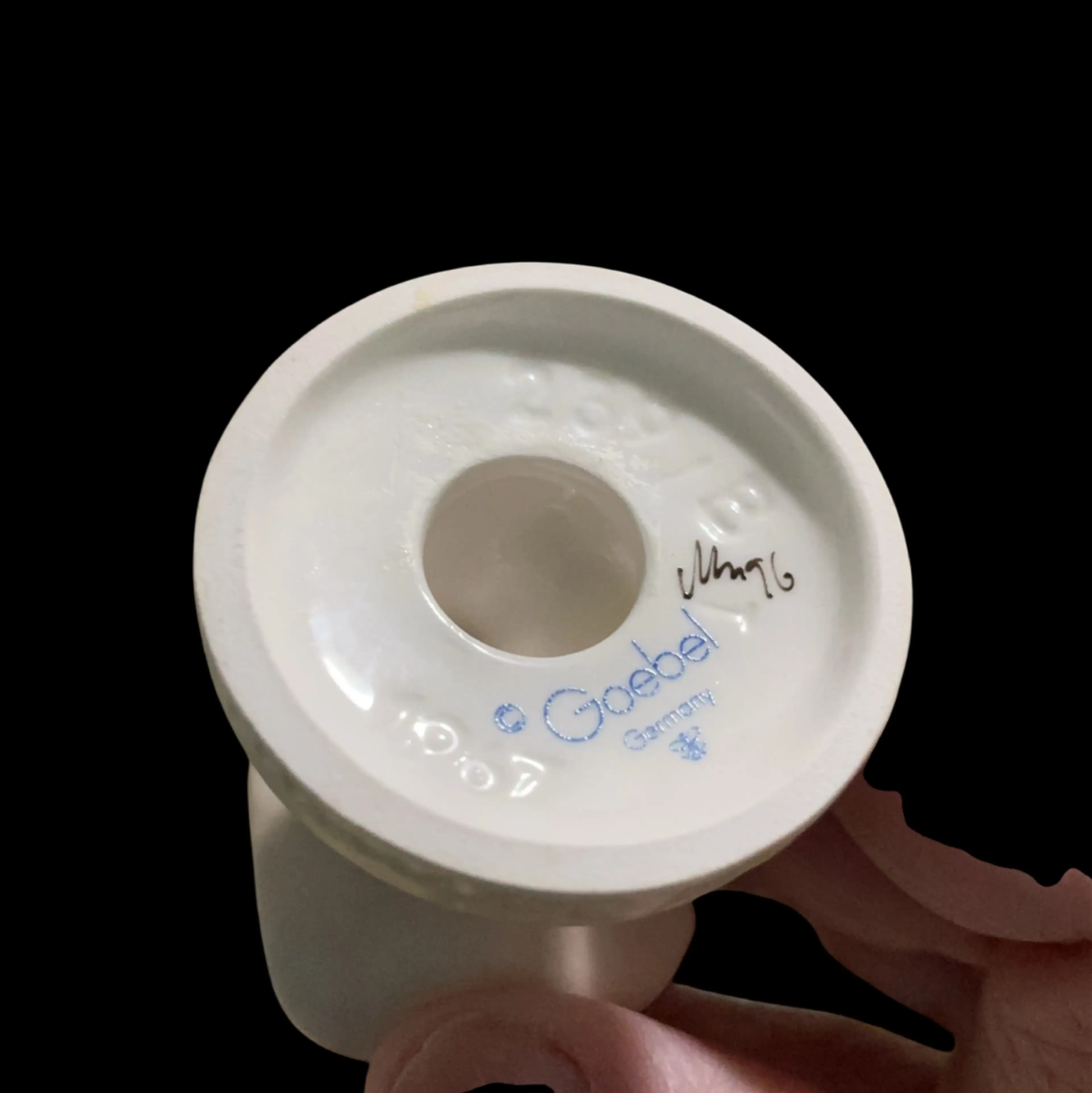 Image 4 of 4