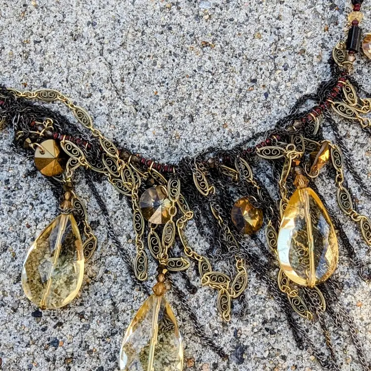 Y2K Crystal & Metal FRINGE CHOKER