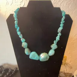 Chunky Turquoise Style Beaded Necklace