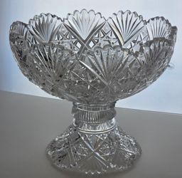 Signed Hawkes eggnog glass bowl