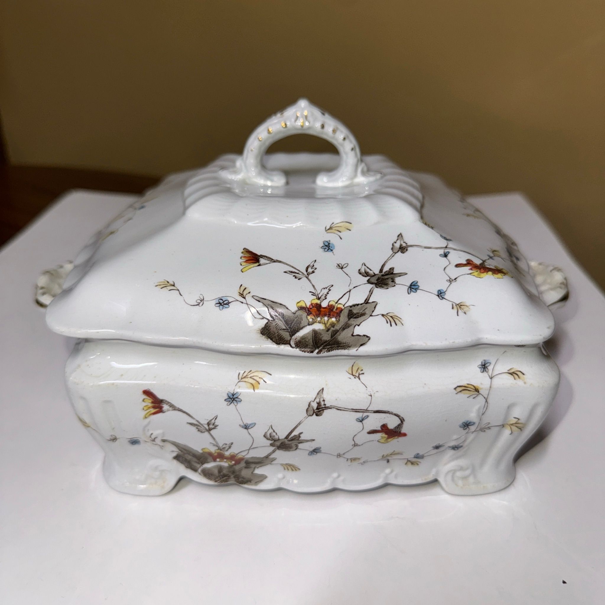 Niknax · Green & Clay antique covered vegetable dish England 1883