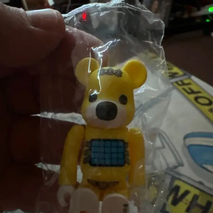 BEARBRICK series 47 | ANIMAL Secret | Hide Psycho Teddy Bear - Yellow | Variant