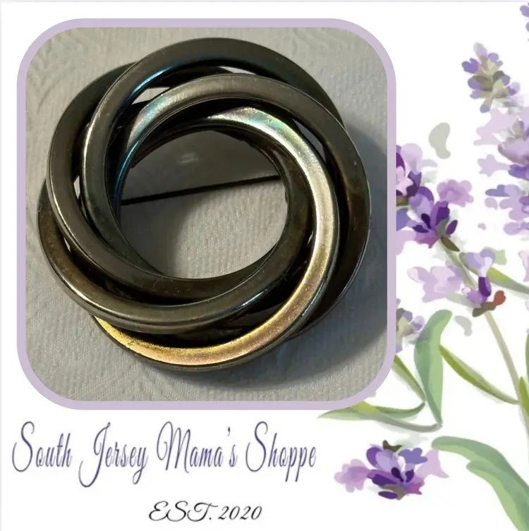 Vintage Silver Tone Intwined Metal Circle Brooch