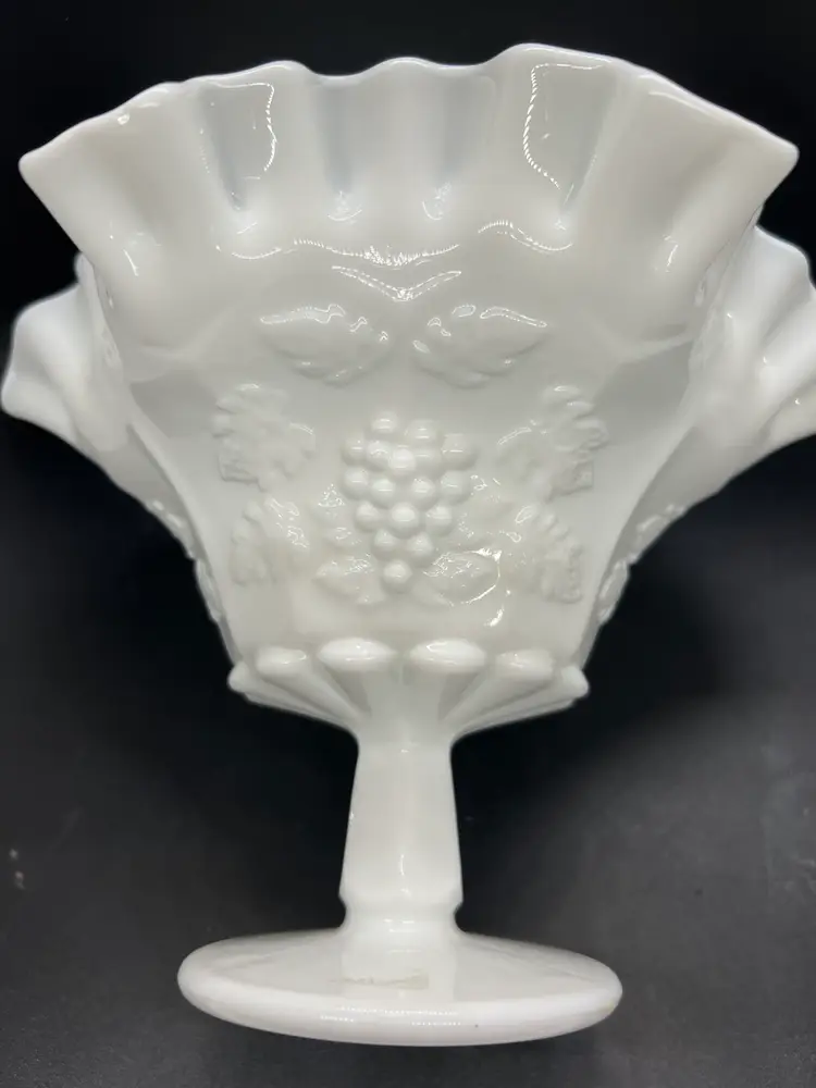 Westmoreland Ivy And Grape Milk Glass Ruffled Edge Compote