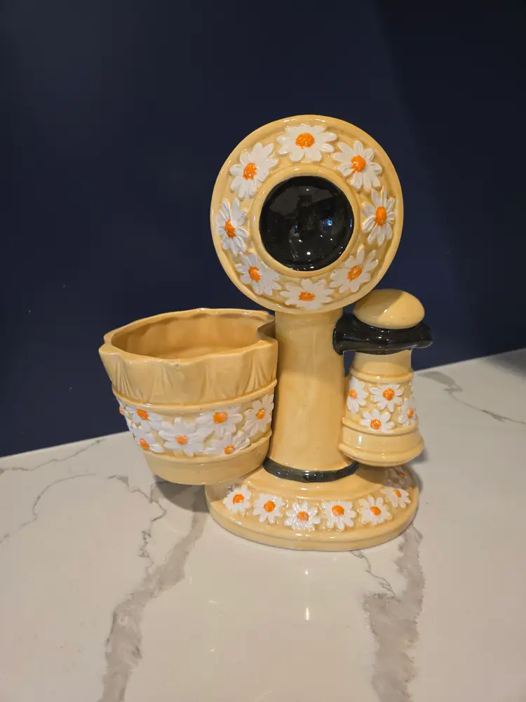 RELPO 1960's-70's flower pot