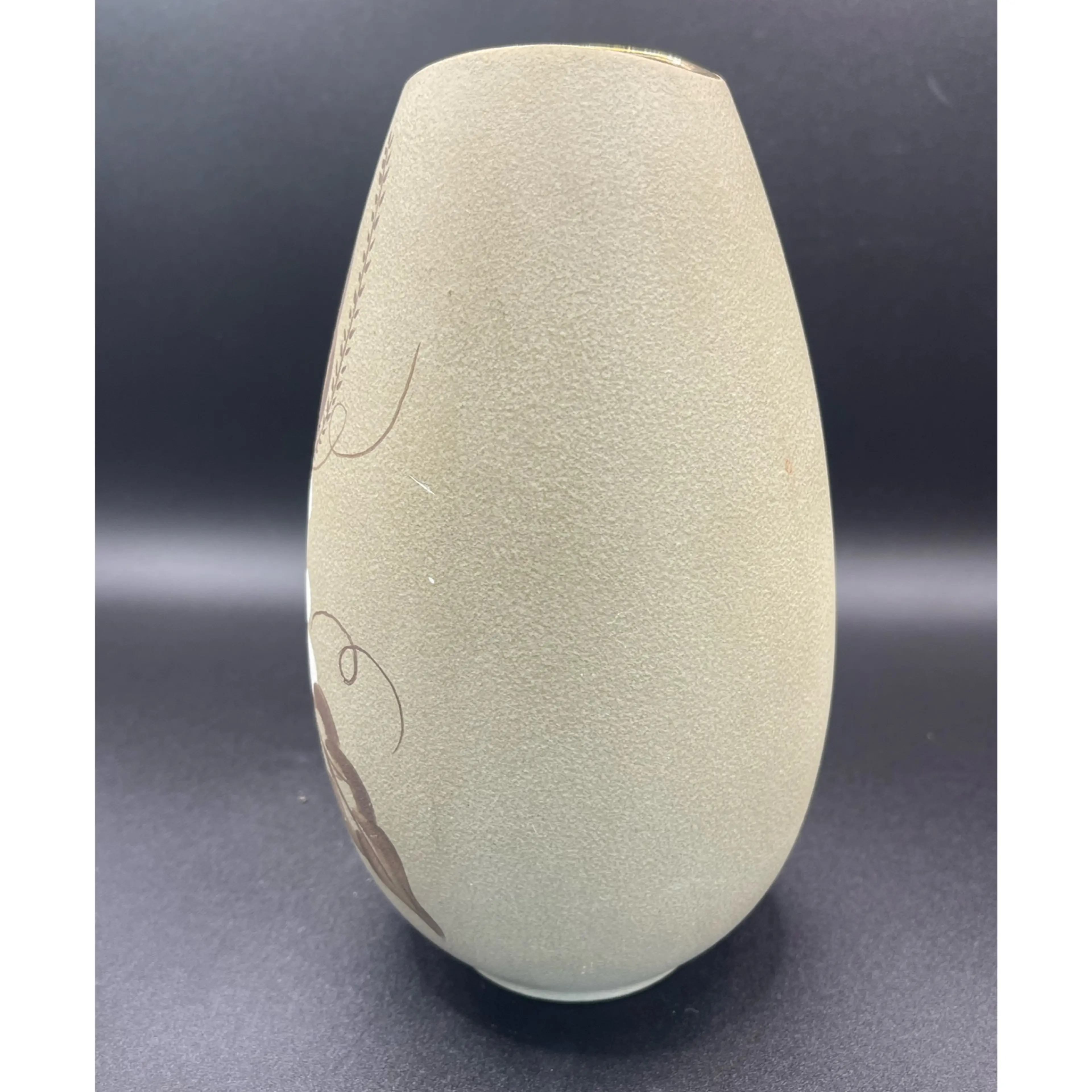 Image 2 of 6