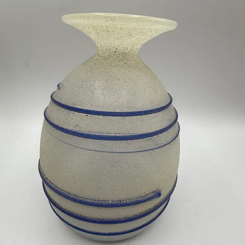 Scavo Finish Cobalt Thread Vase 6”