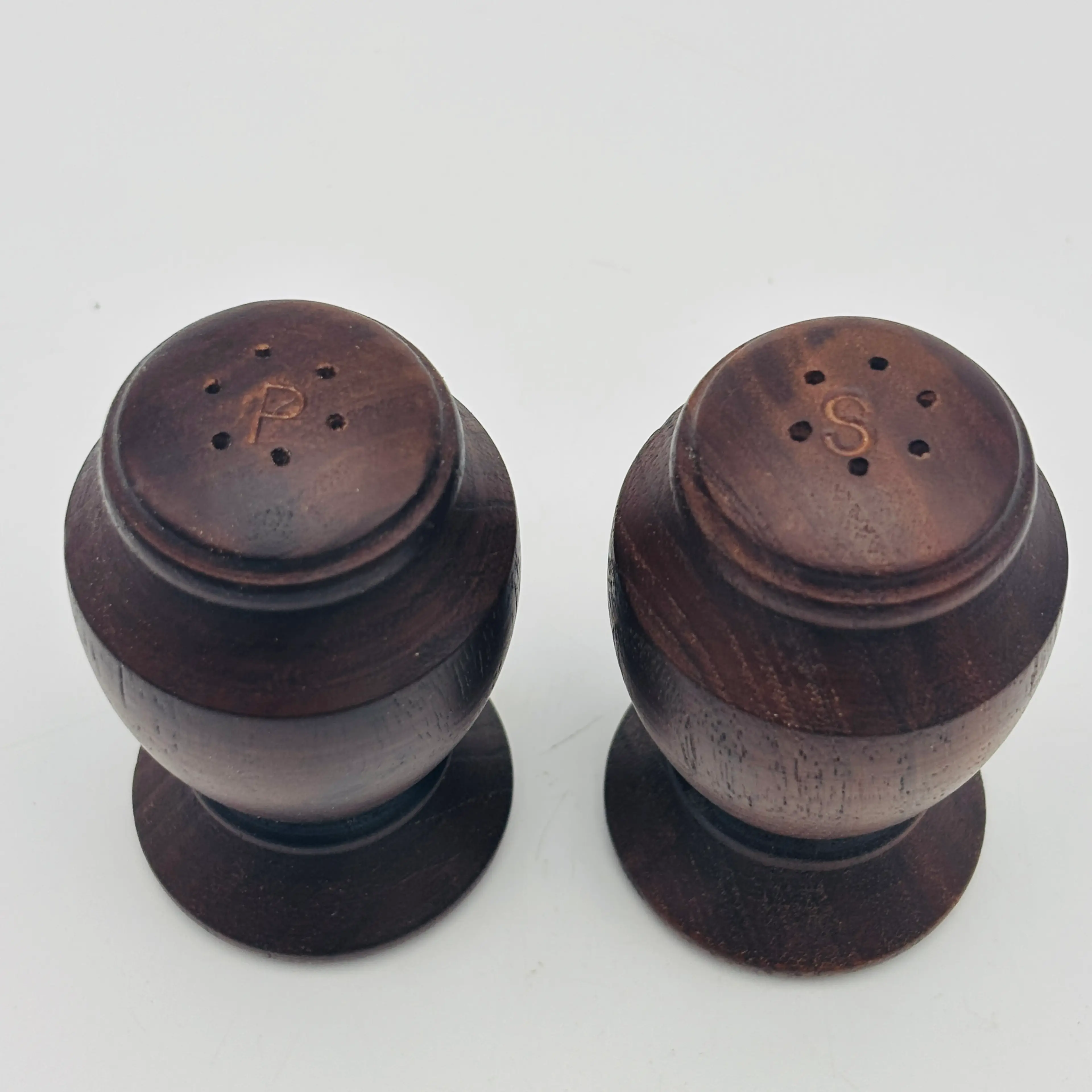Image 2 of 6