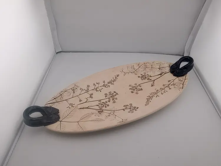 Valerie Hawkins studio pottery decorative platter w incised flowers