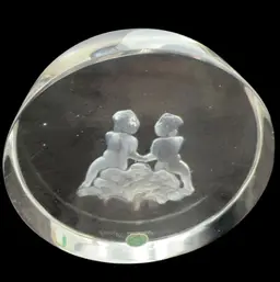 09 Val St Lambert Signed Etched Crystal Paperweight Tiffany & Co 4” x 1”