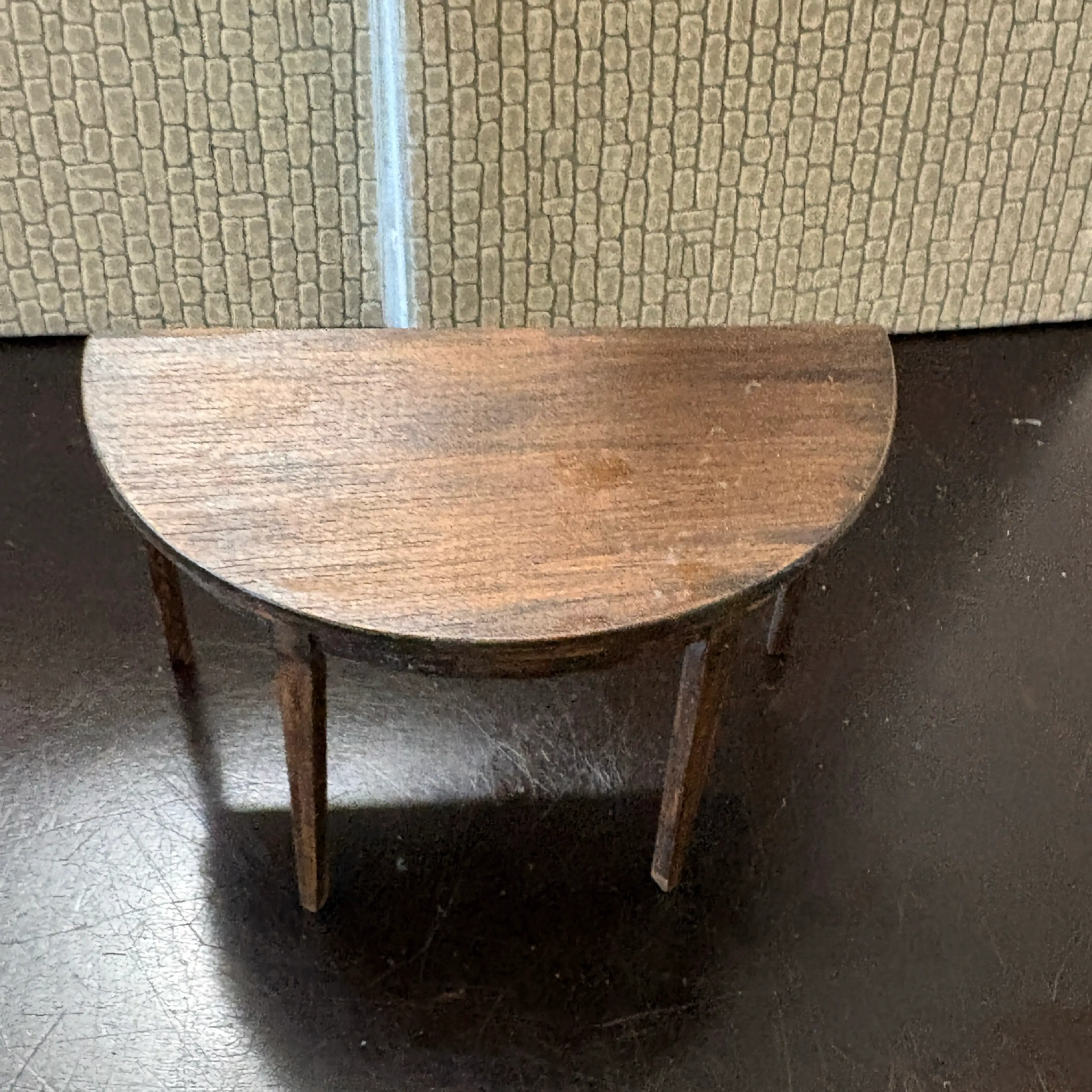 Image 2 of 5