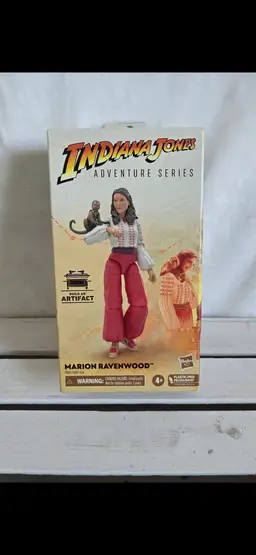 Indiana Jone adventure series - Marion Ravenwood action figure