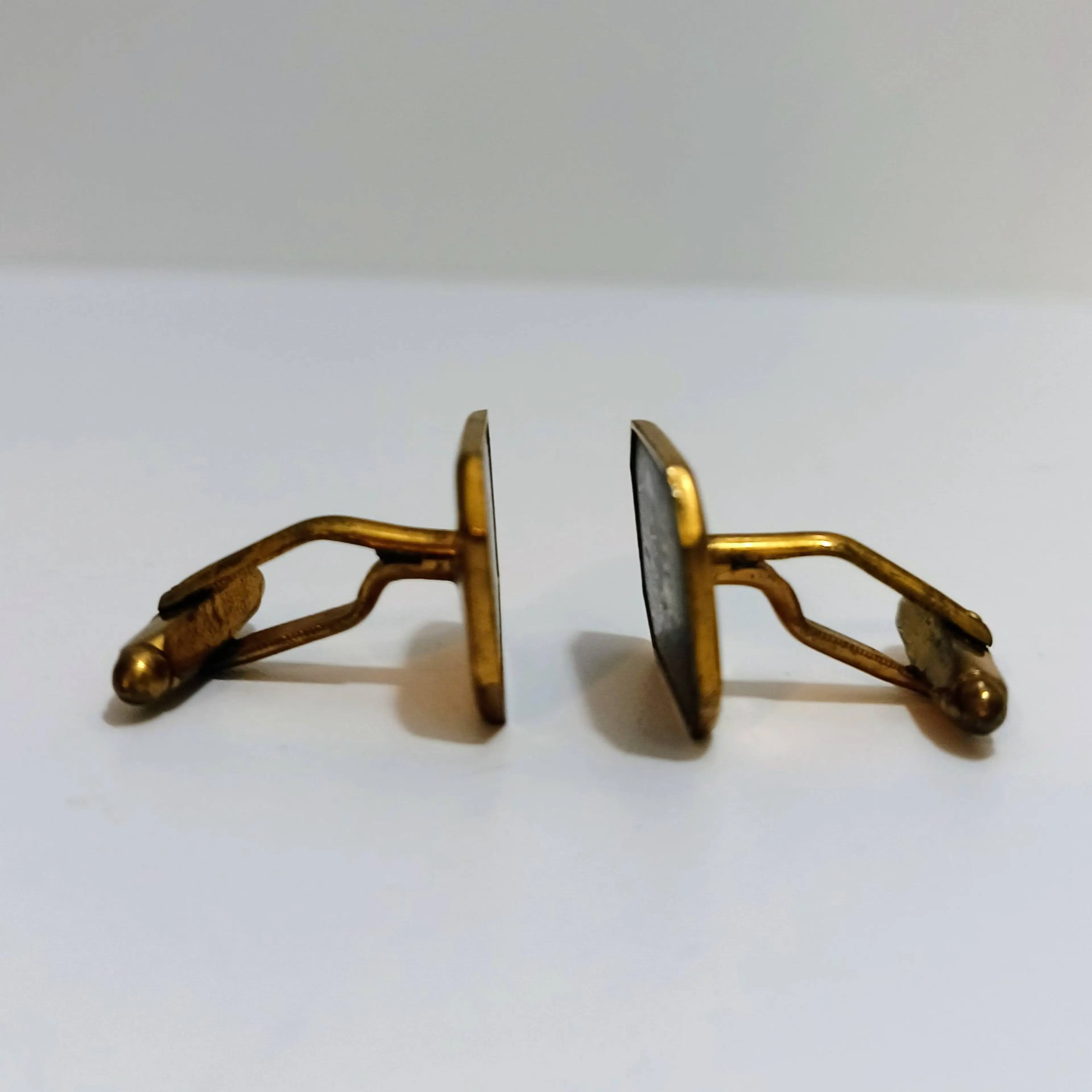 Image 4 of 5
