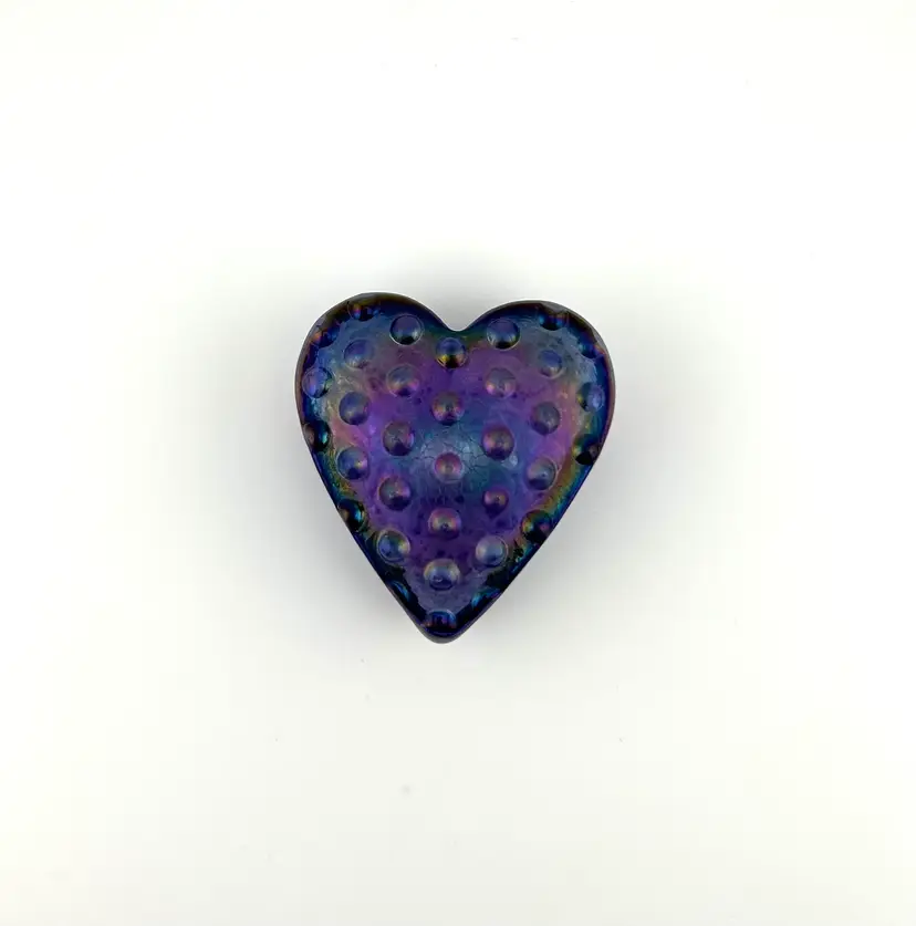Robert Held Purple Heart Art Glass Paperweight 2.5”x 2.25”x 1”