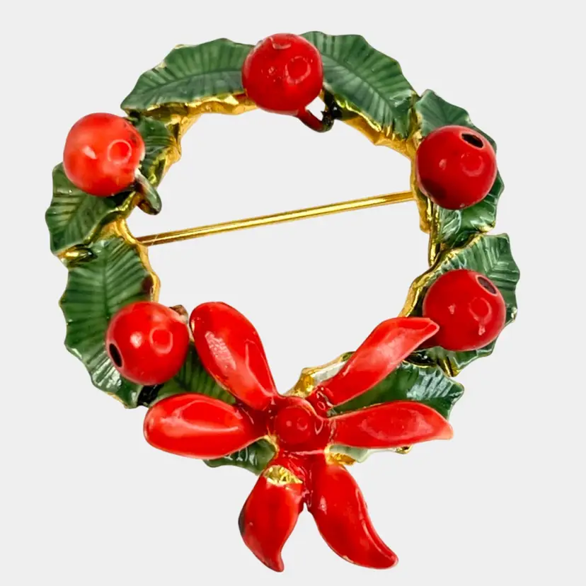 Sandor Christmas Holiday Enamel Poinsettia Wreath Vintage Gold-tone Brooch Pin. Marked Sandor Co. on Back. Great Christmas Jewelry.