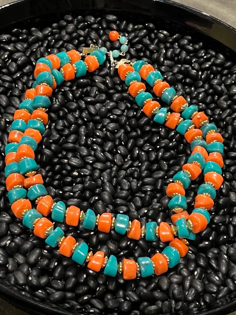 Vintage Hong Kong UV Reactive Coral And Turquoise Color Plastic Double Strand Necklace