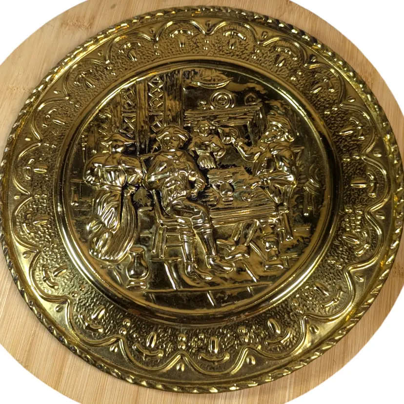 Metal (Brass)Wall Hanging Plate W/Pub Scene