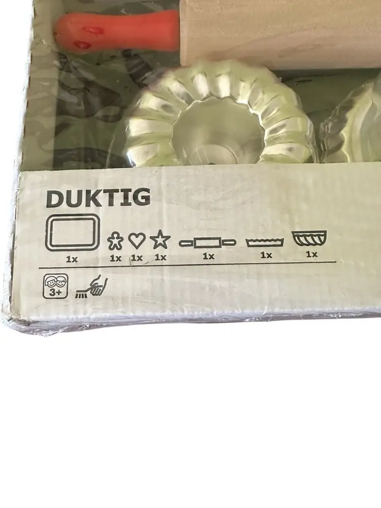 IKEA DUKTIG 7 Piece Kids Real Toy Baking Set Rolling Pin Tray Cake Tart Pans