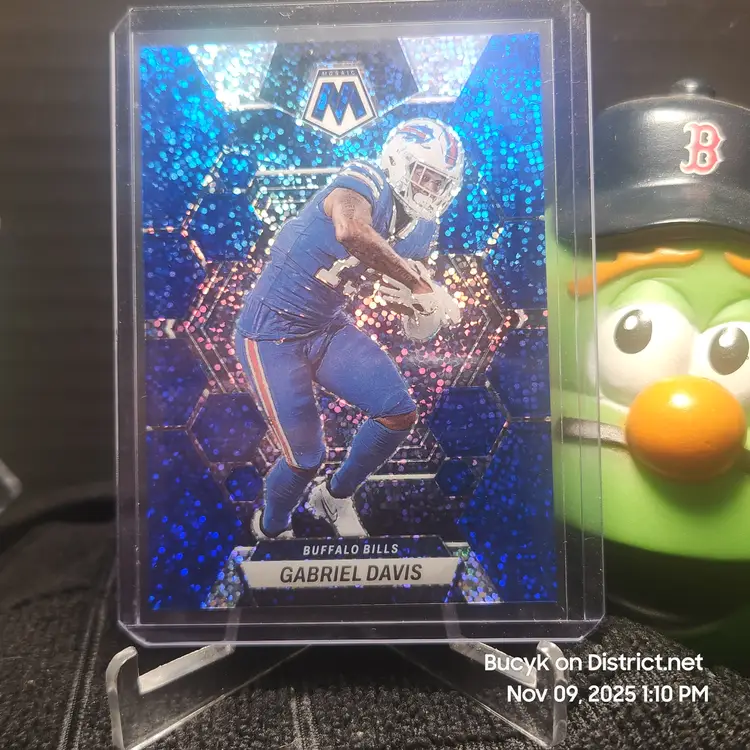 2023 Panini Mosaic Sparkle Blue - Gabriel Davis Buffalo Bills 32/96