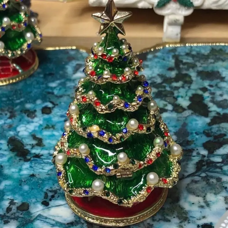 Green Faux Pearl Trinket Jewelry Box 🌲 Green Tree