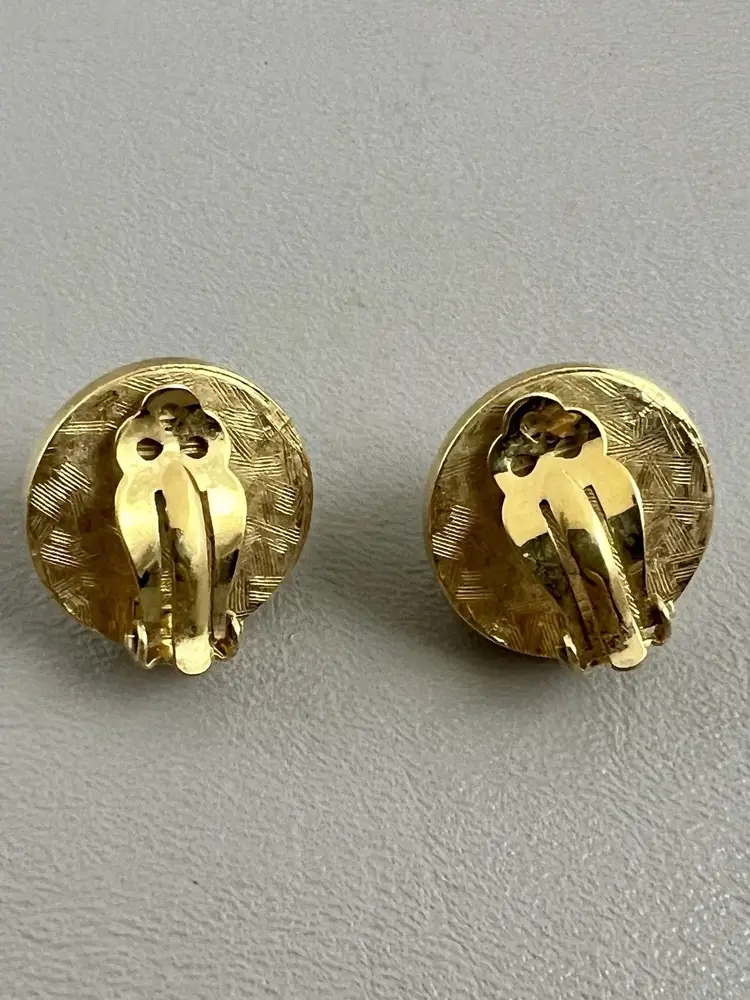 Vintage Faux Pearl Domes Clip On Earrings Gold Tone Round Classic 3/4"