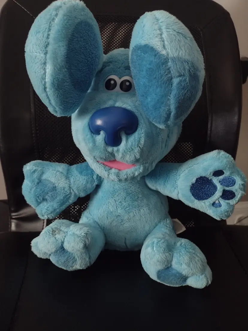 Nickelodeon Blues Clues Peekaboo Blue in good condition