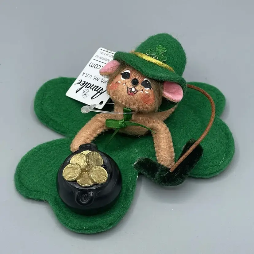 Annalee Doll 2010 3” Pot Of Gold Mouse St Patrick's Day Irish Shamrock Clover Green