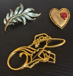 JJ Brooches - Set Of Three