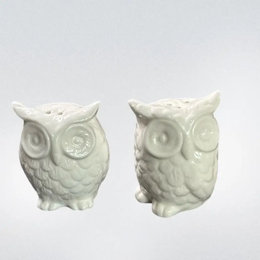 White Owl Shakers