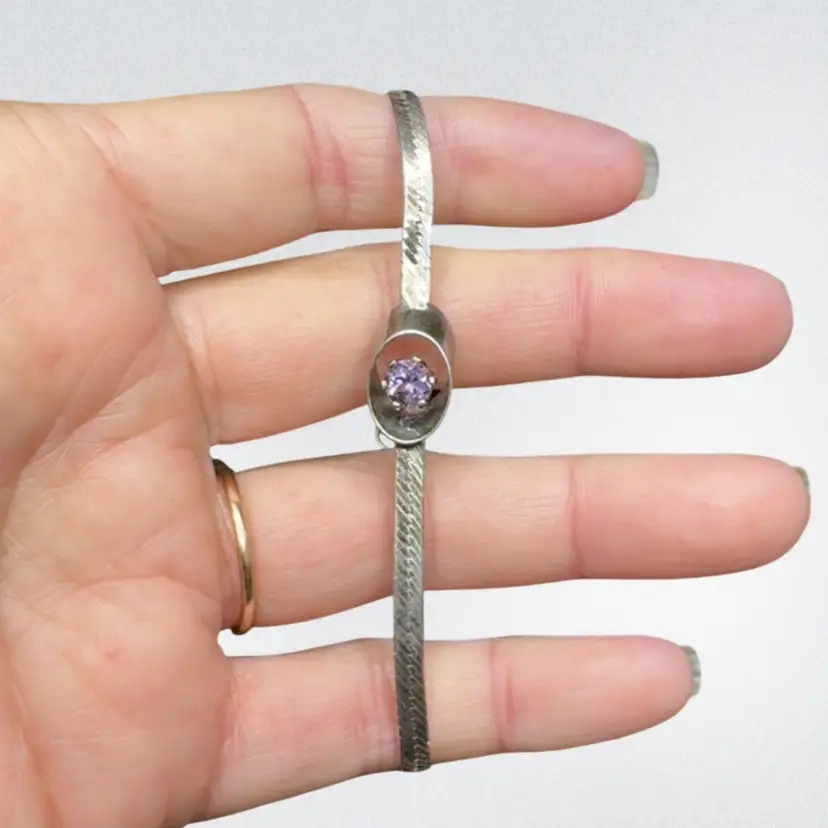 Vintage 1980’s Sterling Silver Prong Set Amethyst Stone Italy 7.5”, 3.5g