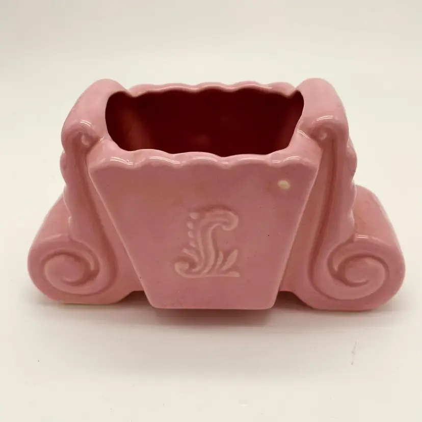 VTG McCoy MCM Pink and Pretty Planter CUTE!