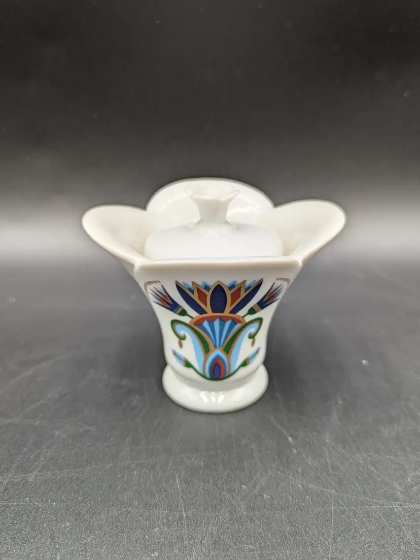 Elizabeth Arden Treasures of the Pharaoh candle