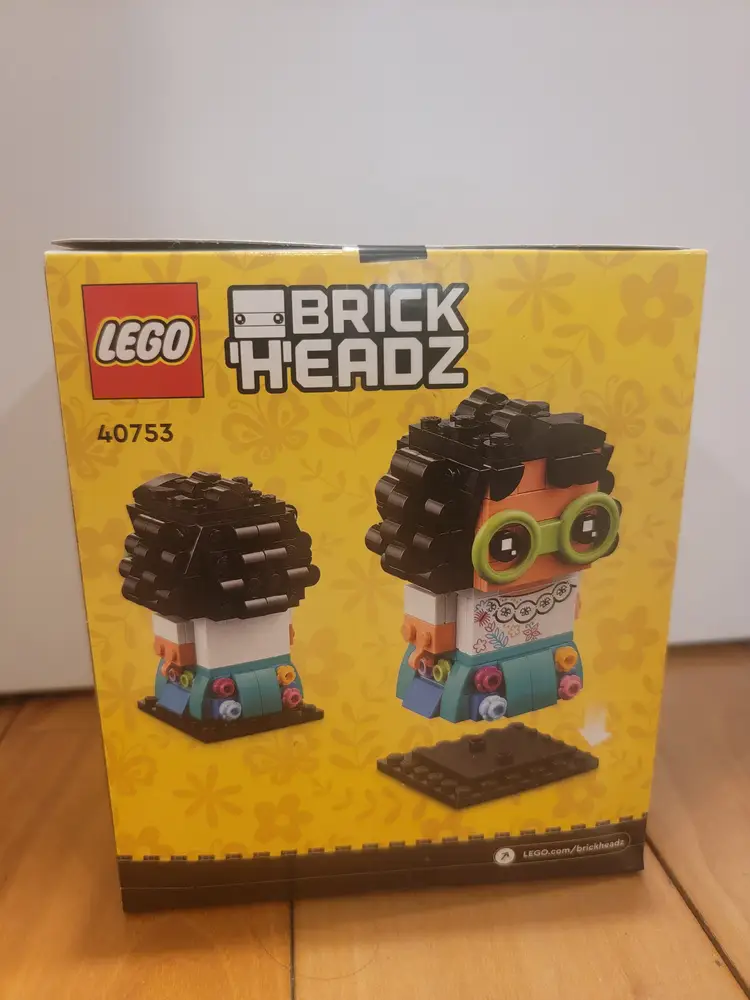 Lego Disney Brickheadz 40753 - Mirabel Madrigal