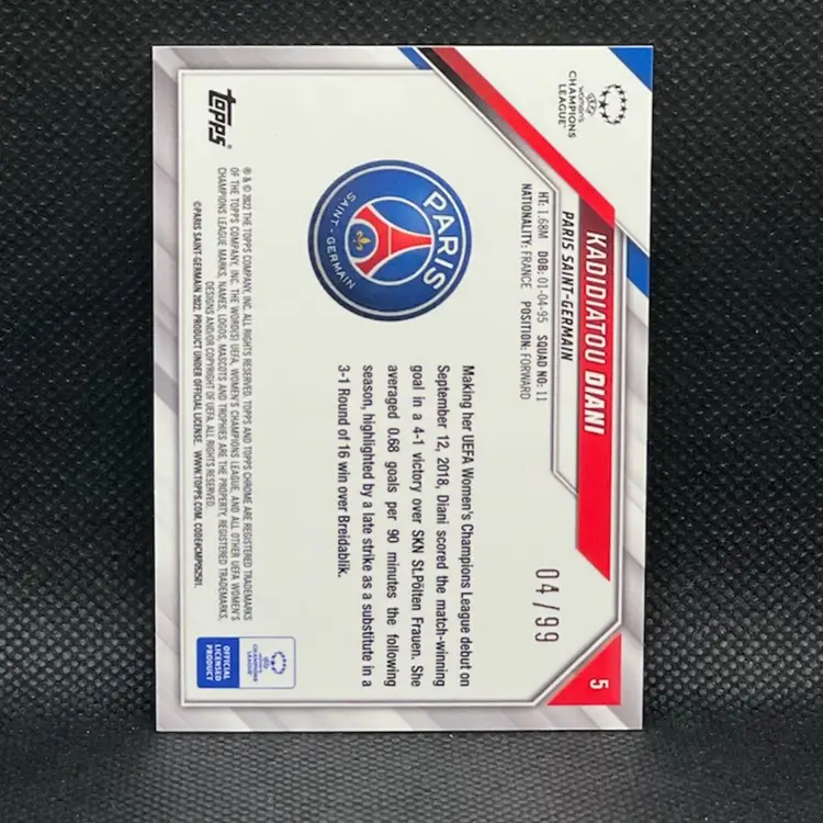 Kadidiatou Diani 2021/22 Topps Chrome UEFA Women Neon Green /99 Soccer Card