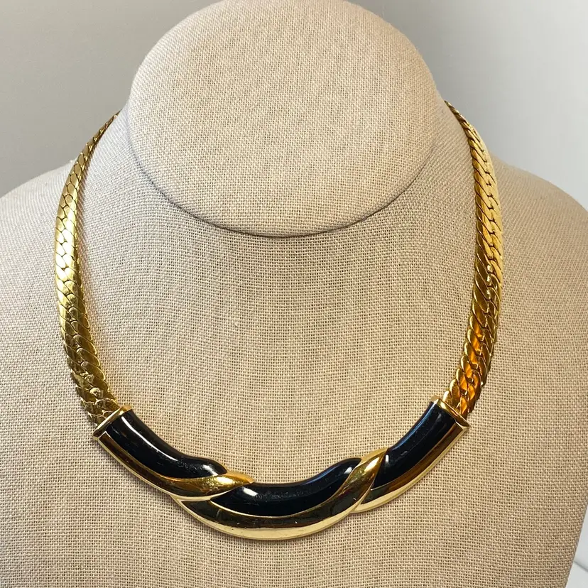 Vintage Napier 80s Retro Black Enamel Goldtone Herringbone Chain Choker Necklace