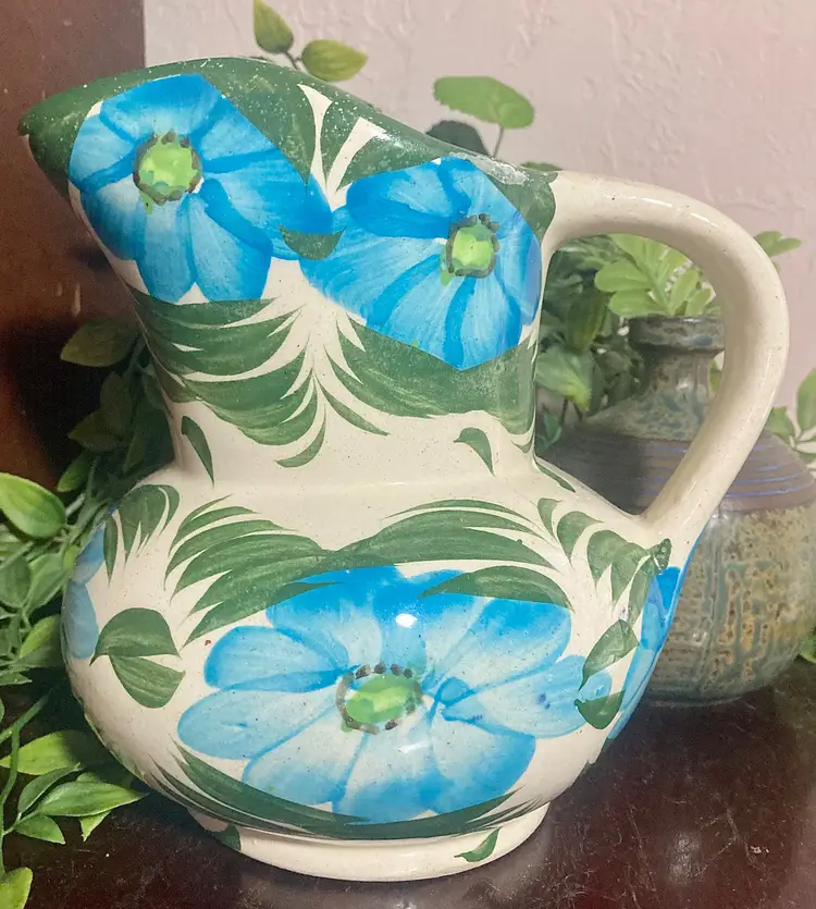 VTG Hand Painted Blue Flowers Water/Juice Picture