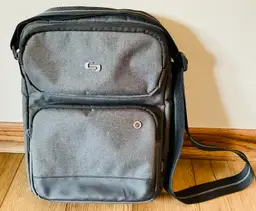 Solo Urban Universal 11-inch Tablet Sling Bag