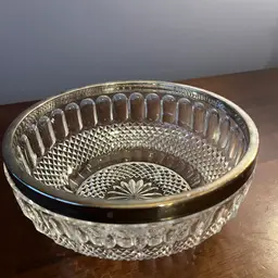 Silver Plated Rim Glass Bowl 8 Inches
Circa 1950 to 1970s