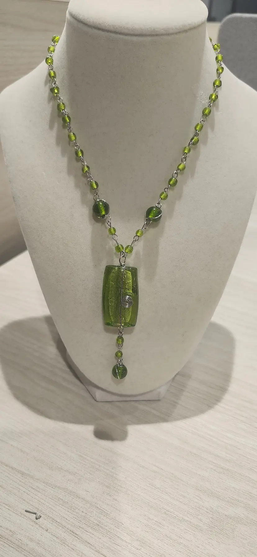 Vintage Green Glass Bead Necklace