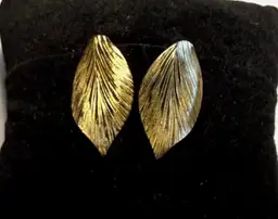 Vintage Christian Dior Leaf Shape Clip On Earrings Signed Dior Gold Tone EUC.