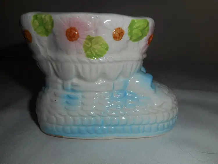 Vintage Nancy Pew Blue Baby Bootie Shoes Ceramic Planter Japan Nursery Decor