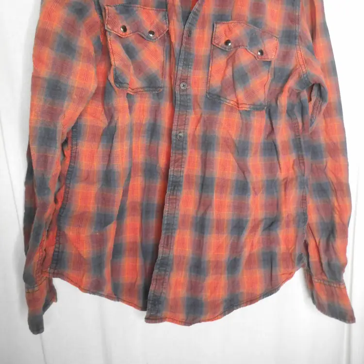 Size L red orange black Plaid long sleeve button front Shirt 100% cotton Decree