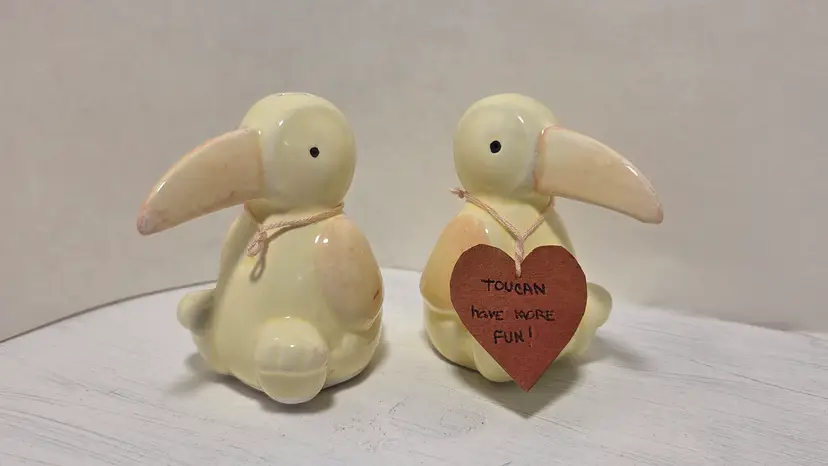 Vintage Toucan Salt And Pepper Shakers Pastel
