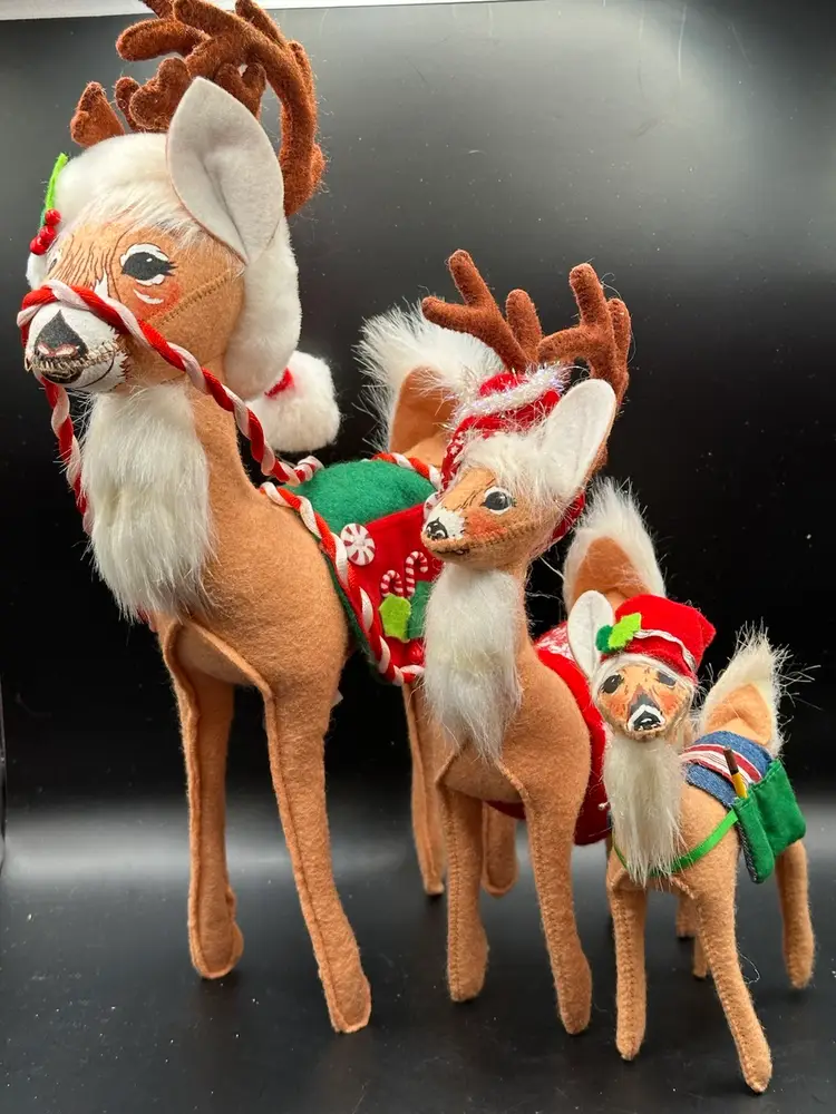 3-ANNALEE CHRISTMAS DEER FAMILY -3 DECORATED DEER EUC