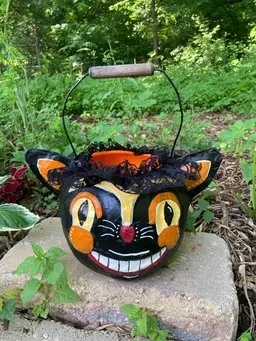 Handmade Vintage-Style Papier-Mâché Halloween Cat Bucket – Trick or Treat Pail “Chester”